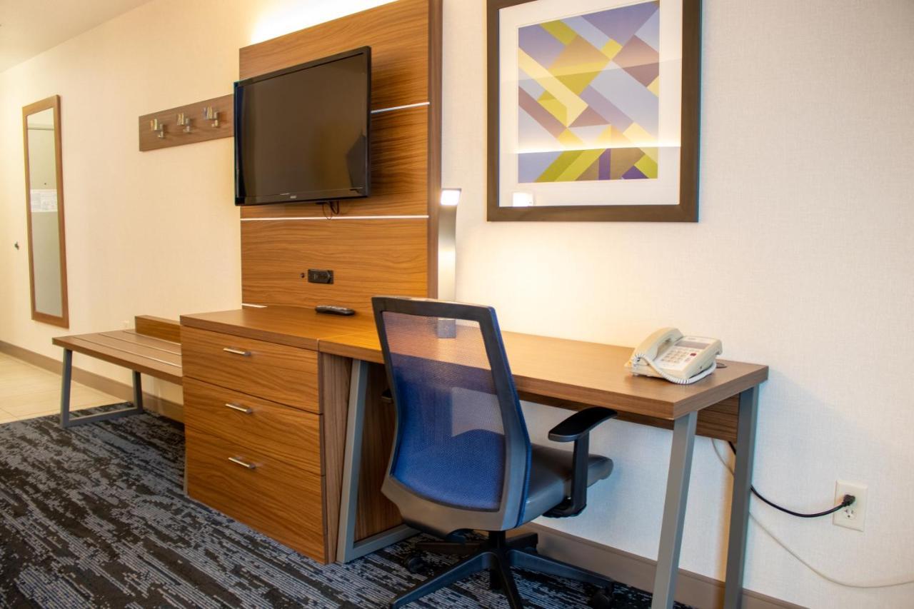 Holiday Inn Express & Suites Wausau By Ihg Weston Buitenkant foto